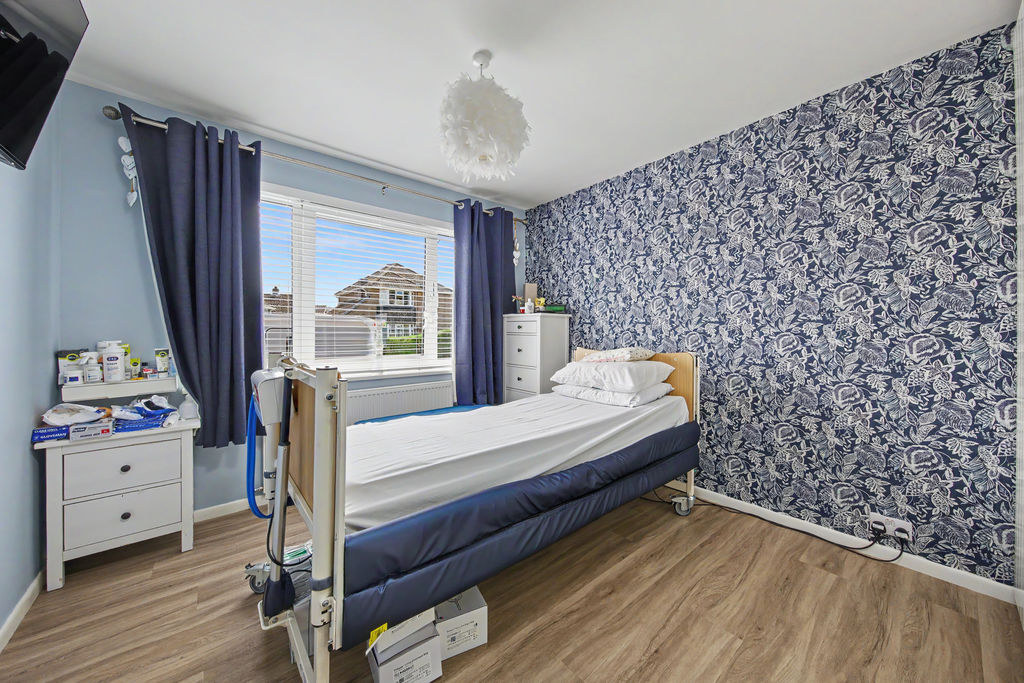 Thornbridge Crescent